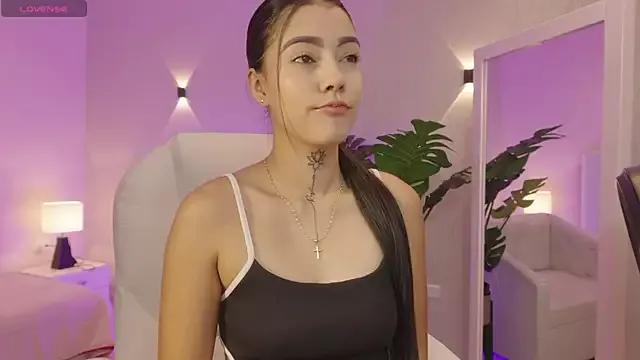 Check-out our cam rooms range and converse on a personal level with our delicious livecams streamers, showing off their spicy curves and toys.