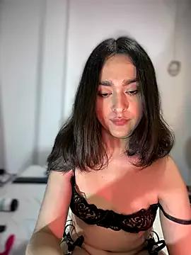 Photos of MiahWindsor from StripChat is Freechat