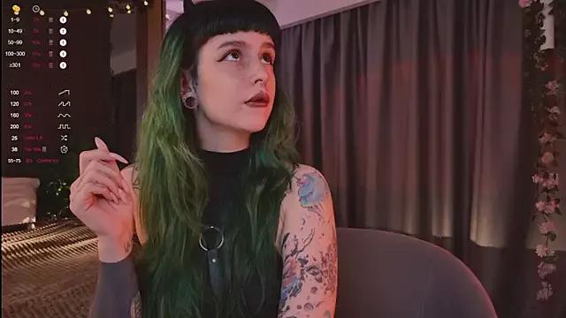 MichaellaMoon from StripChat is Freechat