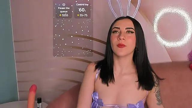 Check-out our cam rooms range and converse on a personal level with our delicious livecams streamers, showing off their spicy curves and toys.