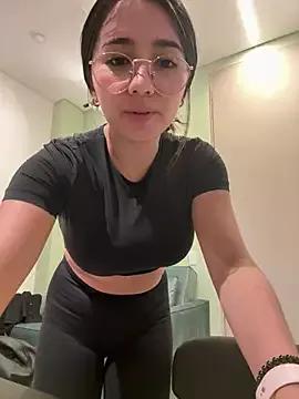 Michelle_Zoe from StripChat is Freechat