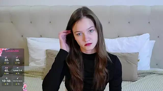 Check-out our cam rooms range and converse on a personal level with our delicious livecams streamers, showing off their spicy curves and toys.