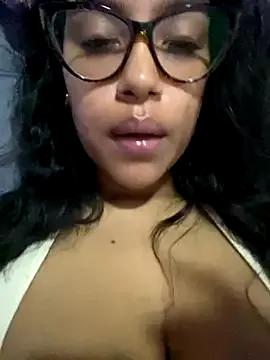 miiabrown18 from StripChat is Freechat