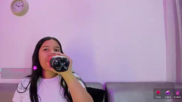 Miiss_Greyy from StripChat is Freechat