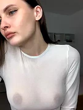 milaDARS from StripChat is Freechat