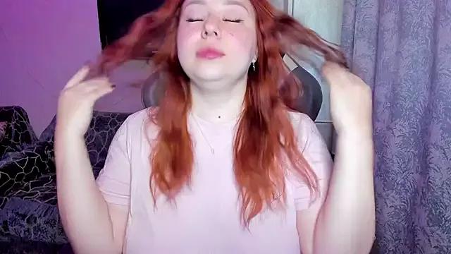 Milafoxxxy from StripChat is Freechat