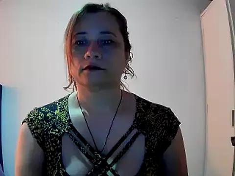 milagros_latina75 from StripChat is Freechat