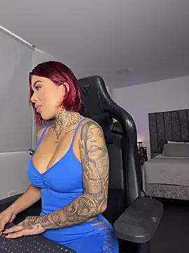 Check-out our cam rooms range and converse on a personal level with our delicious livecams streamers, showing off their spicy curves and toys.