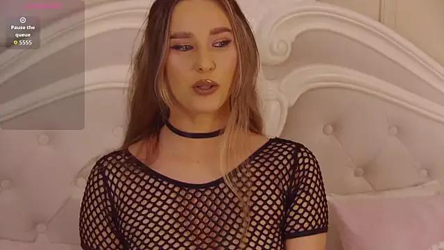 MileyMalory from StripChat is Freechat