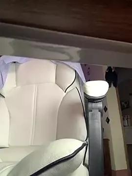 Milinda68 from StripChat is Freechat