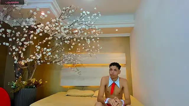 Check-out our cam rooms range and converse on a personal level with our delicious livecams streamers, showing off their spicy curves and toys.