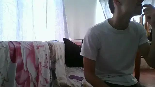milkxxicecream from StripChat is Freechat