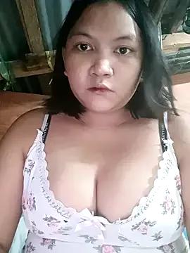 milkytitsmom4u from StripChat is Freechat