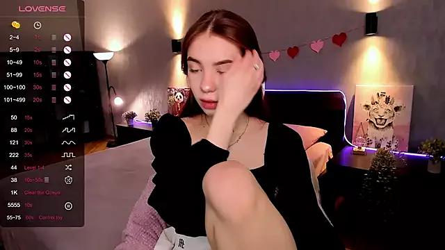 Check-out our cam rooms range and converse on a personal level with our delicious livecams streamers, showing off their spicy curves and toys.