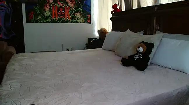 MINI_Petite from StripChat is Freechat