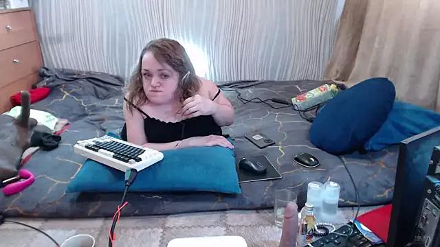MiniNatalie from StripChat is Freechat