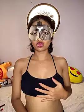 Minu_Cam model from StripChat