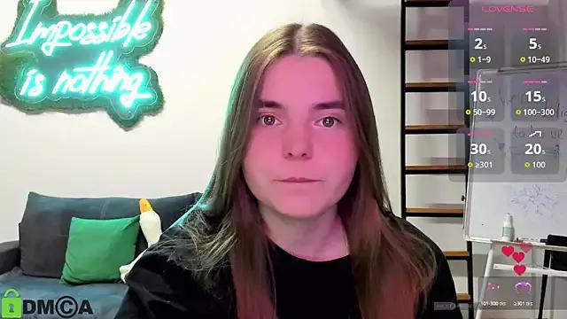 MiraaBloom from StripChat is Freechat