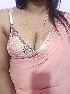 Mis_Queen from StripChat is Freechat
