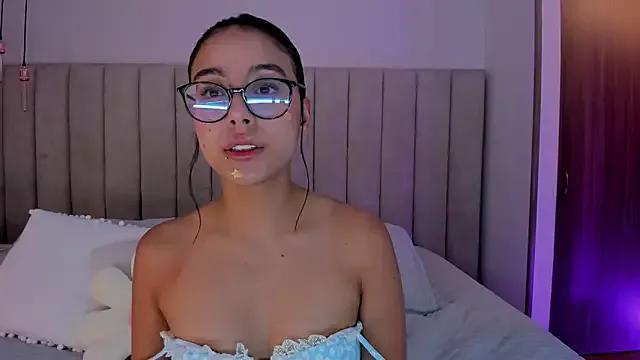 Check-out our cam rooms range and converse on a personal level with our delicious livecams streamers, showing off their spicy curves and toys.