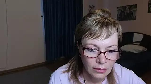 Miss_Moren from StripChat is Freechat