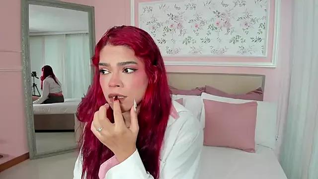 miss_velvett from StripChat is Freechat