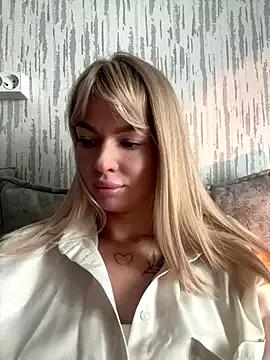 miss_veroNika from StripChat is Freechat