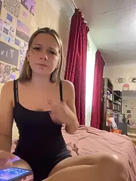 Miss_Vicee from StripChat is Freechat
