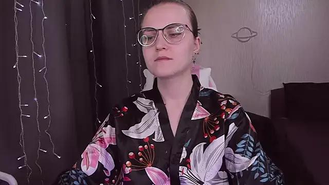 MissBrightShine from StripChat is Freechat