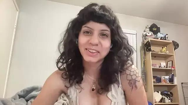 misscamila95 from StripChat is Freechat