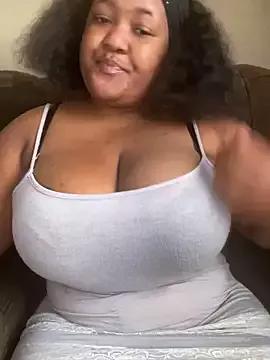 Missmoox24 from StripChat is Freechat