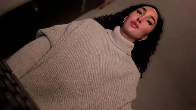 MissValentinaJohnson from StripChat is Freechat