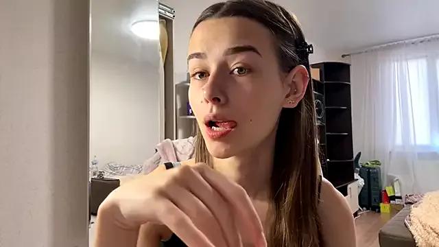 Molly_Akolly from StripChat is Freechat