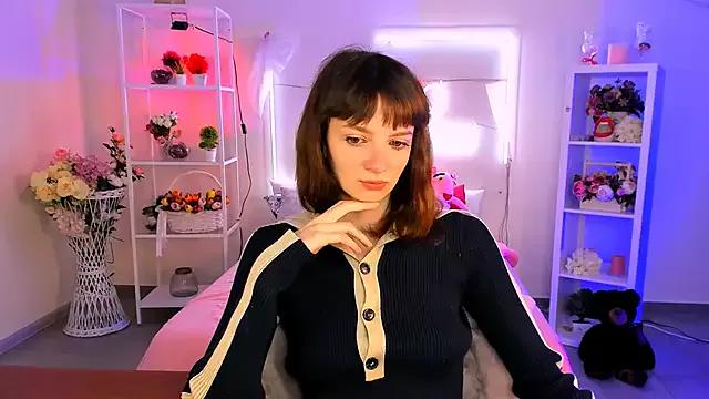 Check-out our cam rooms range and converse on a personal level with our delicious livecams streamers, showing off their spicy curves and toys.