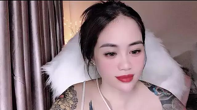 Moonstone77 from StripChat is Freechat
