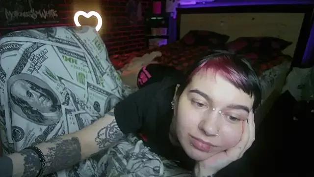 MoorderxDoll from StripChat