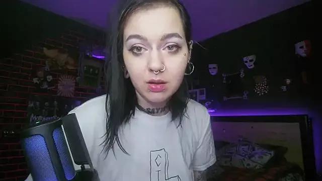 MoorderxDoll from StripChat