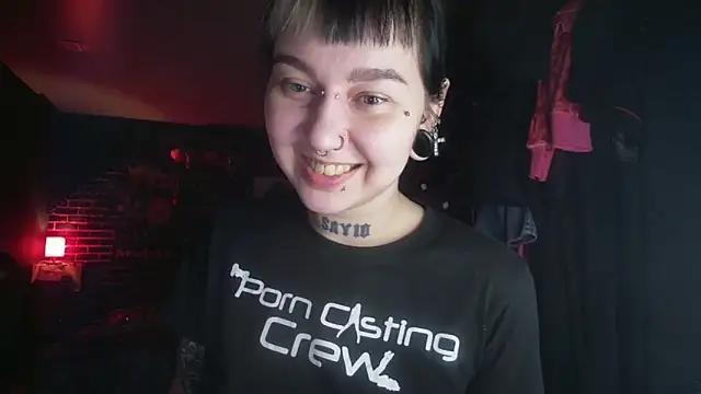 MoorderxDoll from StripChat