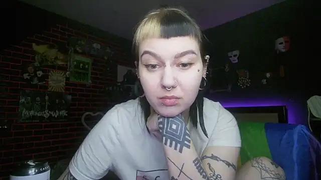 MoorderxDoll from StripChat