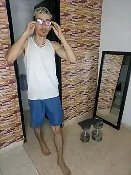 moorejhosua from StripChat is Freechat