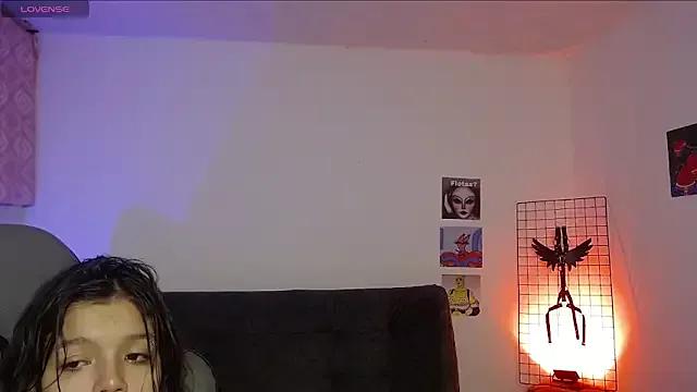 Morgan-Star from StripChat is Freechat