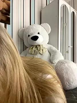 My_Hotgirl from StripChat is Freechat