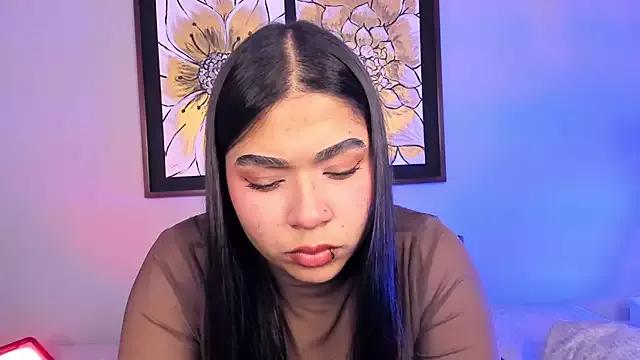 Mylarossi from StripChat is Freechat