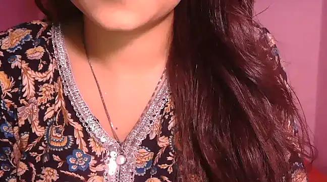 Mz_Alina from StripChat is Freechat