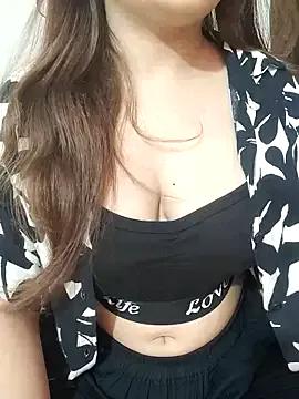 Namrata-Star from StripChat is Freechat