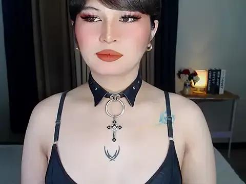 NaomiSmall from StripChat is Freechat