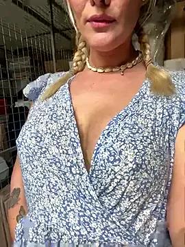 Photos of NastyMilf_ from StripChat is Freechat
