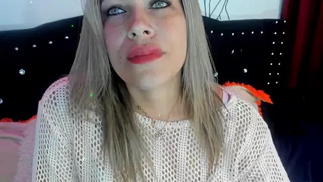 Natalia_Montoya from StripChat is Freechat