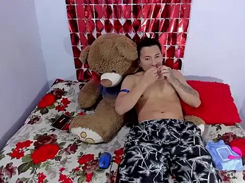 Check-out our cam rooms range and converse on a personal level with our delicious livecams streamers, showing off their spicy curves and toys.