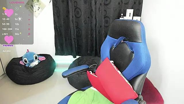 Check-out our cam rooms range and converse on a personal level with our delicious livecams streamers, showing off their spicy curves and toys.